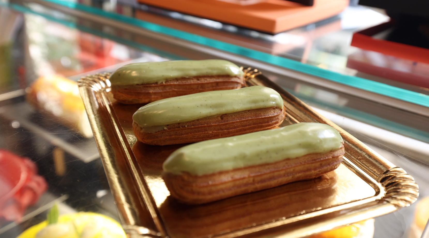 Éclair de Pistatxo Artesà: Recepta i Elaboració | Pastisseria Baixas